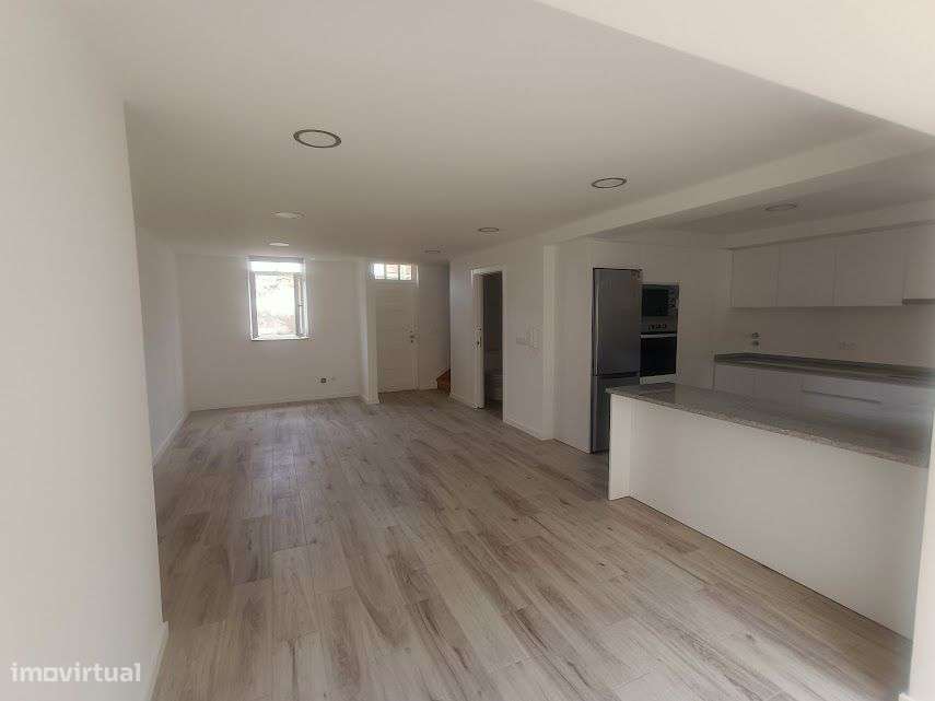 T1 geminada pronta a habitar em Pereira, a poucos minutos de Coimbra - Grande imagem: 3/33