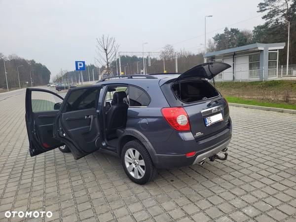 Chevrolet Captiva - 13