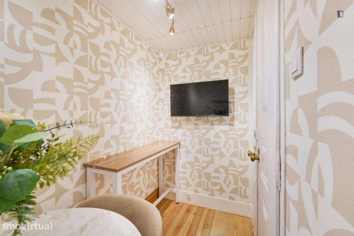 Quarto - localizado em Santos Lisbon - Grande imagem: 4/10