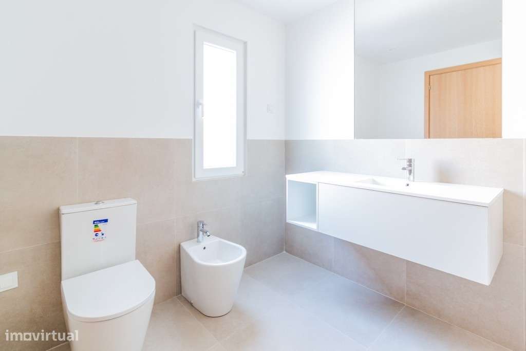 Moradia V3 Loteamento Penedos Altos - Lote 24-9