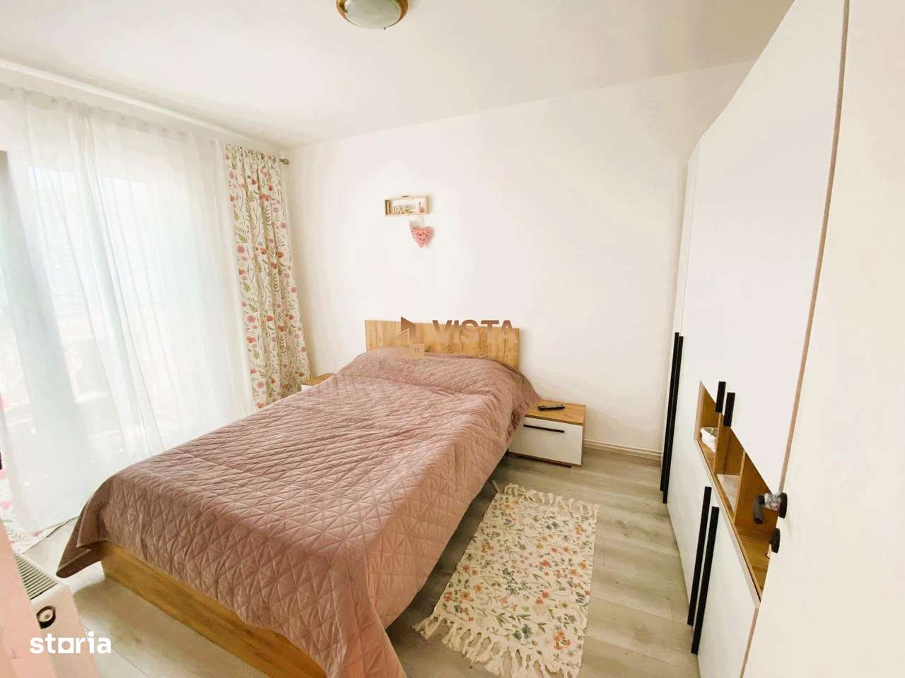 Apartament 3 camere, decomandat, etaj 3, zona Craiter - Imagine principală: 3/5