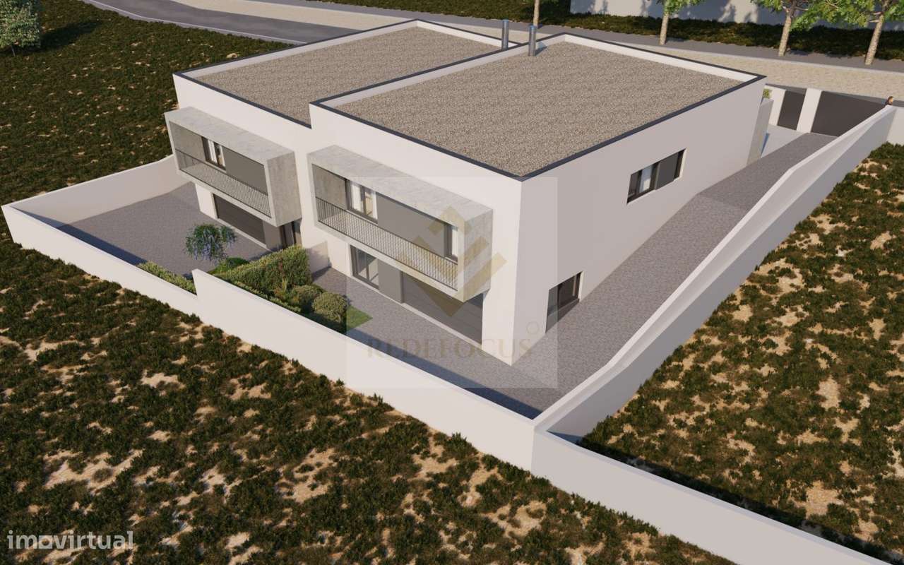 Moradia Geminada em Argoncilhe, chave na mão-16