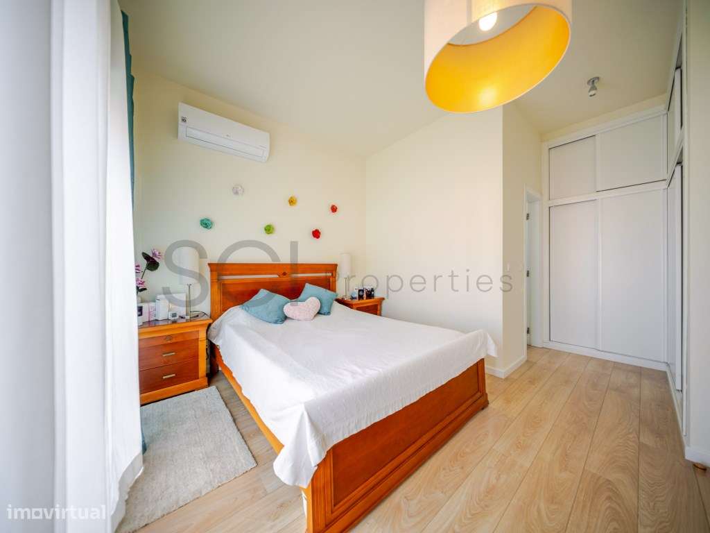 Moradia com piscina nas Quintinhas-27