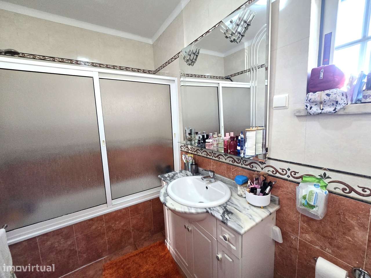 Simpática Moradia em Banda T3-48