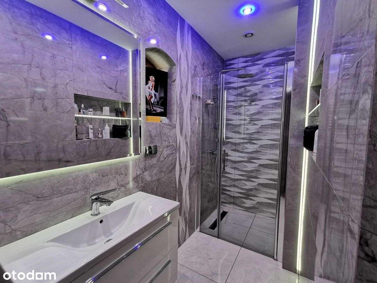 Klimatyczny dom z potencjałem i dużą działką-7