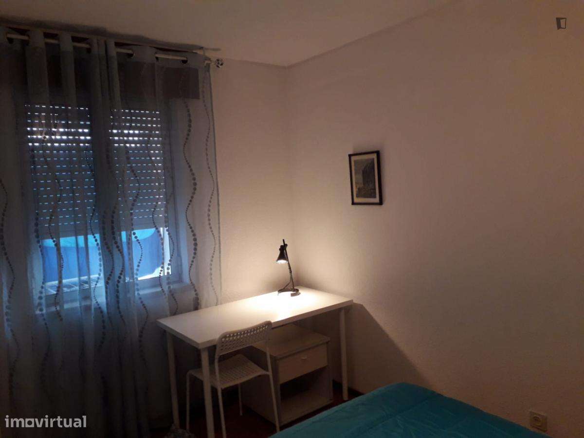 Quarto - localizado em Olivais Lisbon - Grande imagem: 4/9