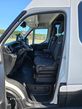 Iveco DAILY 35S18 7-OSOBOWY+Łado 891Kg 43 Tyś km SERWIS ASO IVECO SALON PL STAN JAK NOWY NOWY NOWY GWARANCJA  HAK 3500kg TEMPOMAT FOTEL PNEŁMATYCZNY - 23