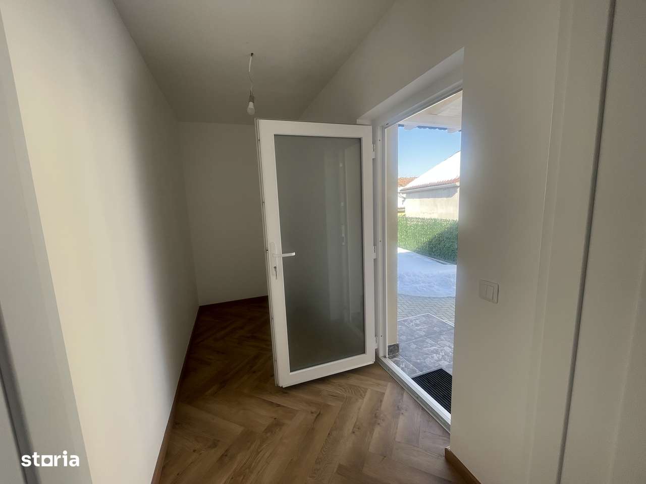 Casa 3 camere singur în curte 454 mp pe un nivel zona Calea Poplacii-15