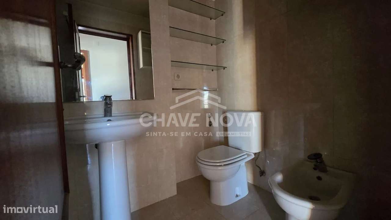 Apartamento T3 na Senhora da Hora – Junto ao Metro-17