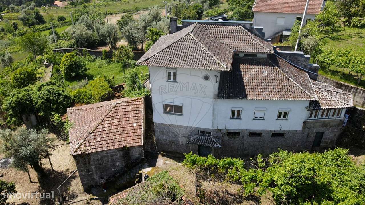 Moradia T5 para venda - Grande imagem: 2/35