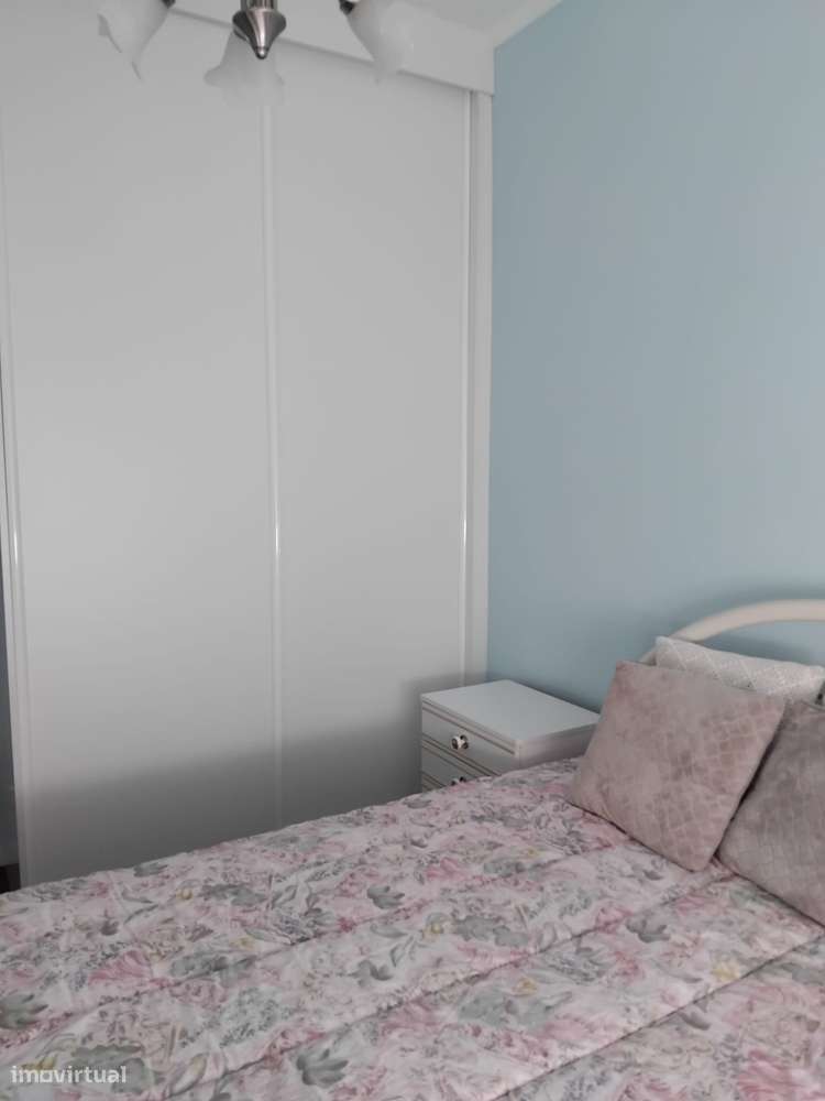 Quarto para Menina ou Senhora em Benfica - Grande imagem: 4/5