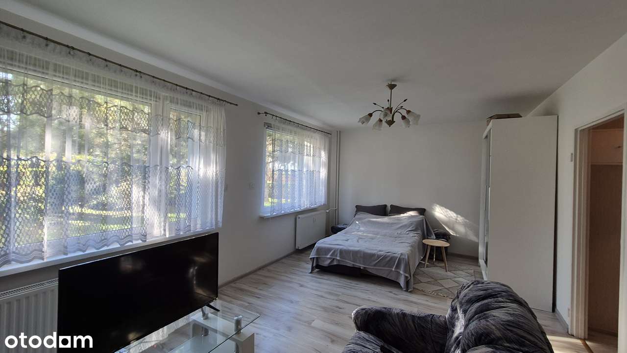 Kawalerka z osobną kuchnią  na parterze w Rybniku-Nowinach!!-1