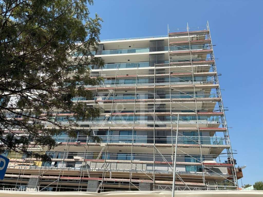 Apartamento T1 com varanda próximo da Praça de Espanha, Lisboa-5