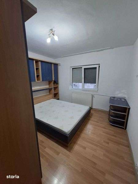 Dau in chirie apartament decomandat 2 camere mobilat/utilat in Velenta - Imagine principală: 4/5