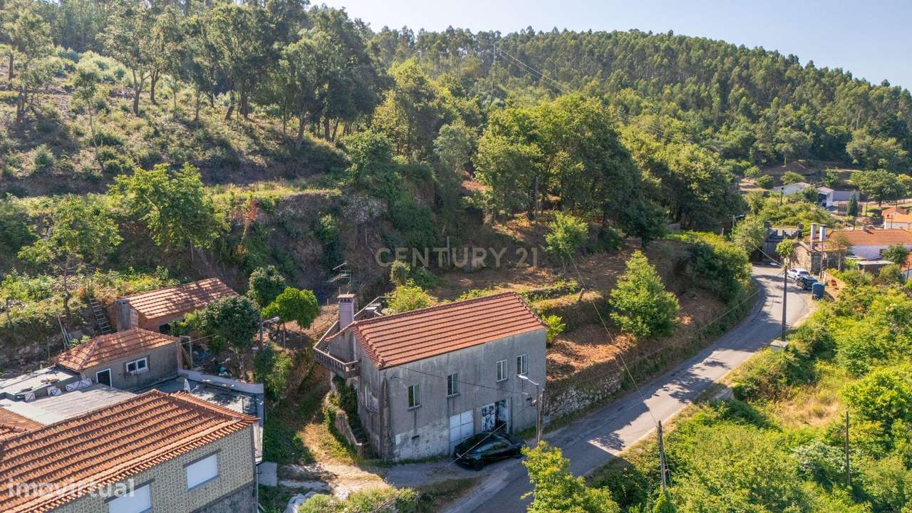 Moradia para Reabilitação com Terreno +1.000 m² | Vista sobre a Ria de-32