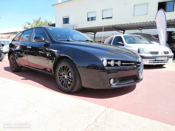 Alfa Romeo 159 Sportwagon 1.9 JTDm 16V - 11