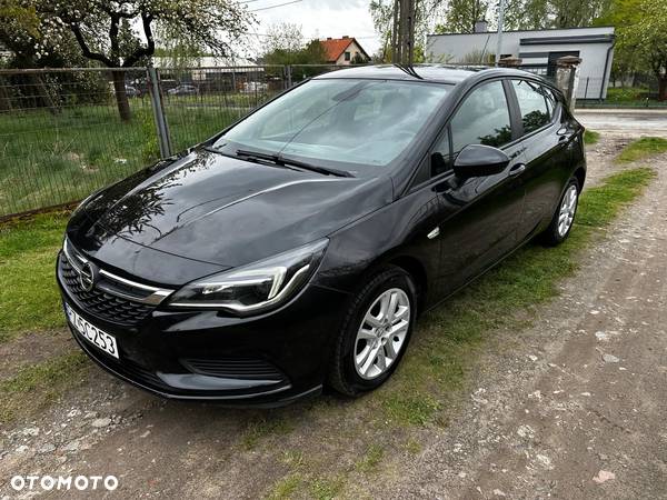 Opel Astra 1.6 D (CDTI) Start/Stop Business - 3
