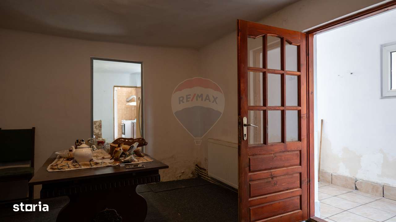 Oferta - casă de vânzare  si teren 241 mp, în zona Andronache - Imagine principală: 4/17