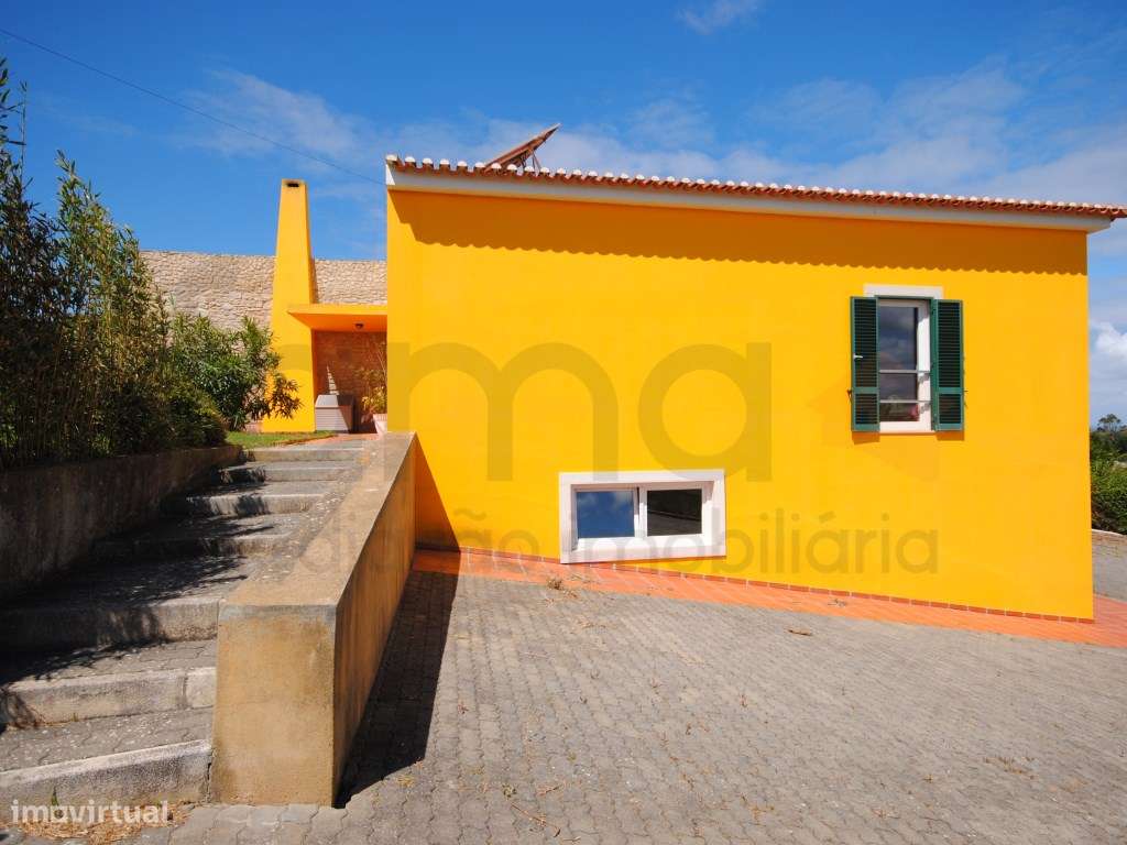 Moradia T5 em Lote Urbano de 5.135m2-5