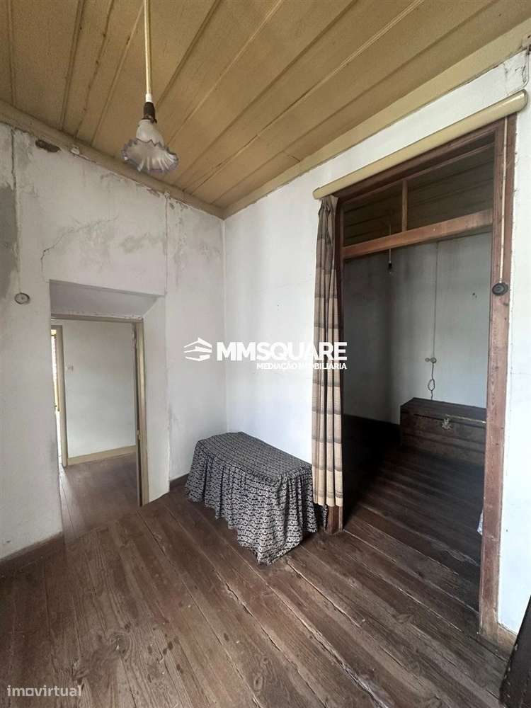 Moradia para Restaurar T5 Venda em Ourique,Ourique-30