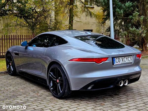 Jaguar F-Type Coupe - 5