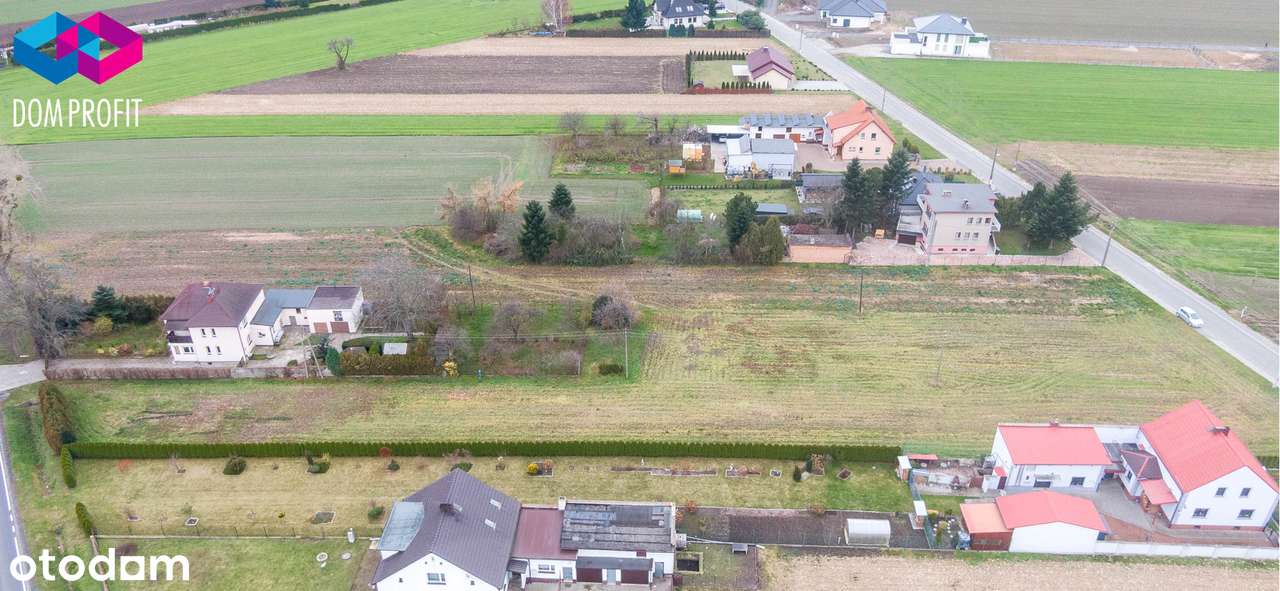 Dom 3 minuty od miasta – idealny układ, duża działka i pełna swoboda!-18