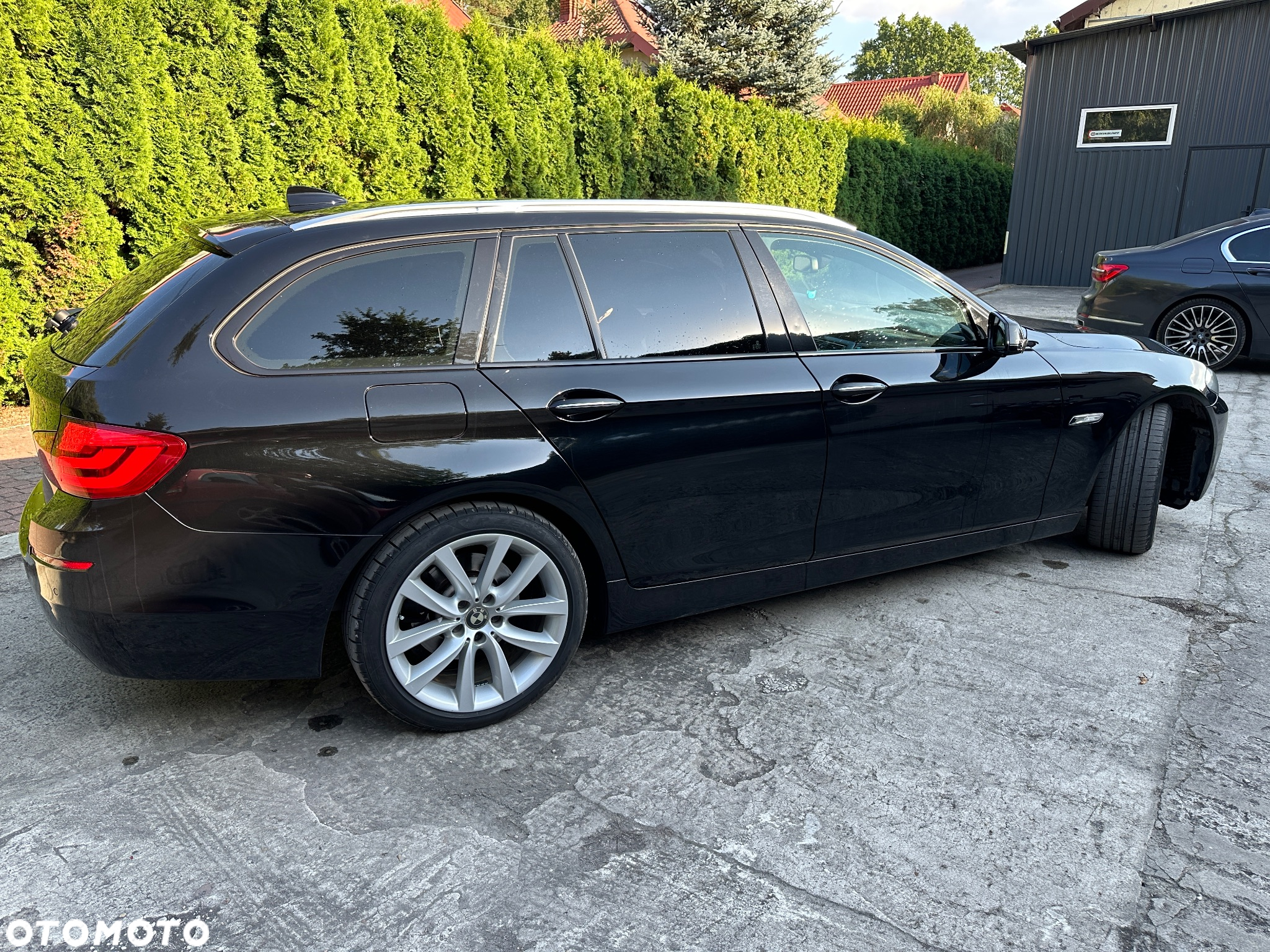 BMW Seria 5 525d Touring Luxury Line - 9