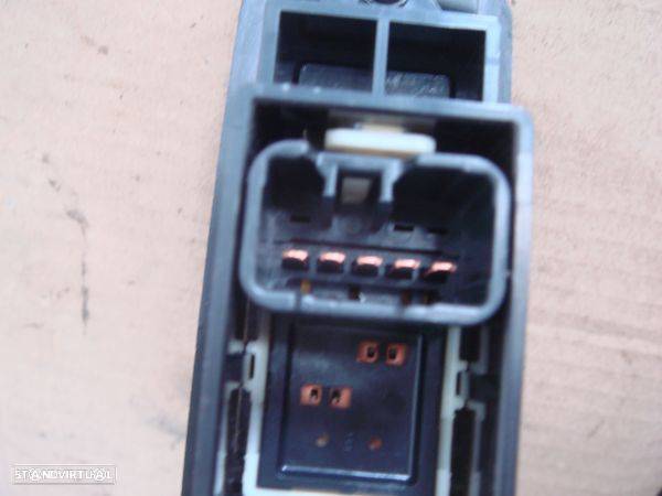 Interruptor Elevador Vidros/ Fecho Portas Mitsubishi Colt Vi (Z3_A, Z2 - 2