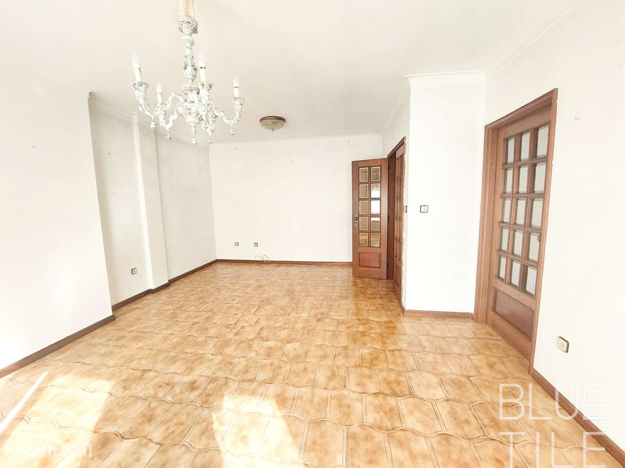 Apartamento T4 em Serpa Pinto-13