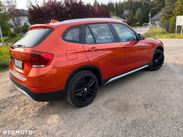 BMW X1 xDrive18d xLine - 12