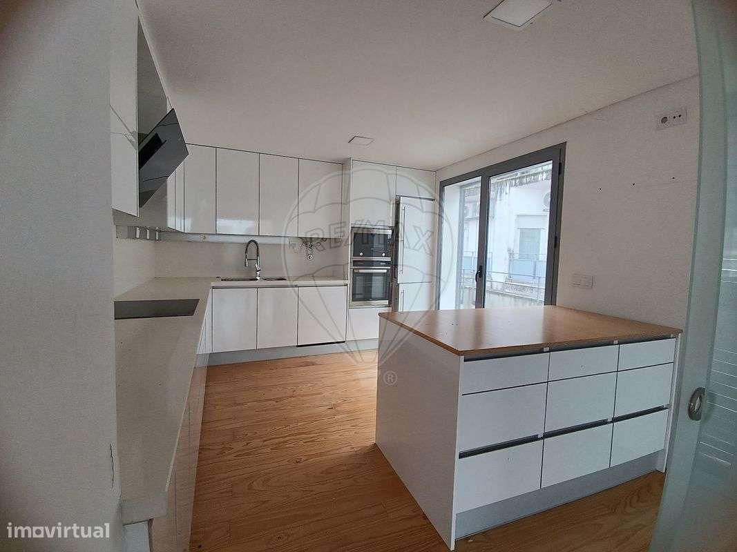 Duplex T4 para venda - Grande imagem: 2/44