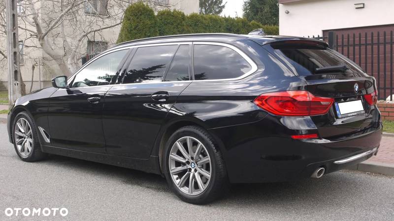 BMW Seria 5 520d xDrive Luxury Line sport - 6