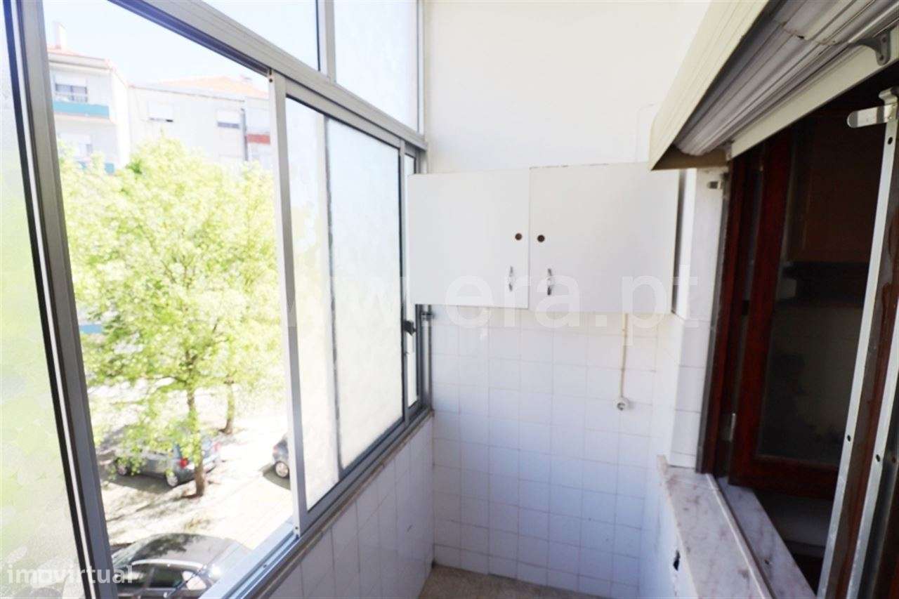 Apartamento T2 de origem; Cruz de Pau-13