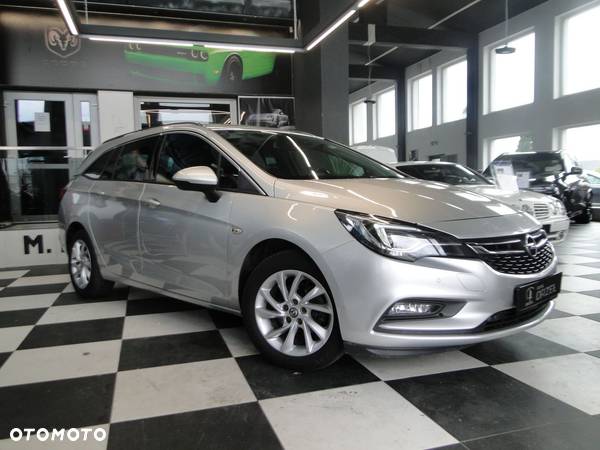 Opel Astra - 2