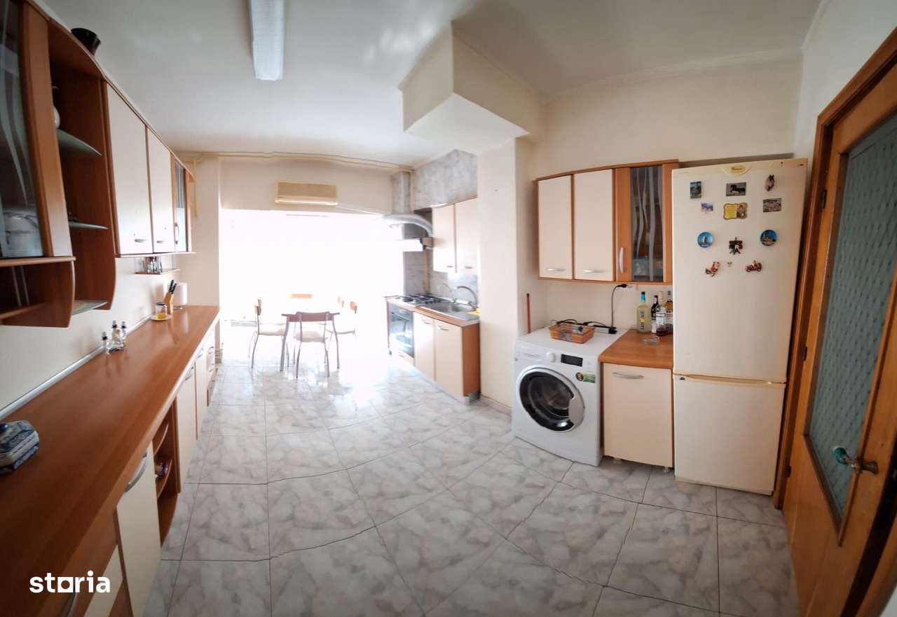 Faleza nord-apartament 4 camere parter cu terasa - Imagine principală: 5/20