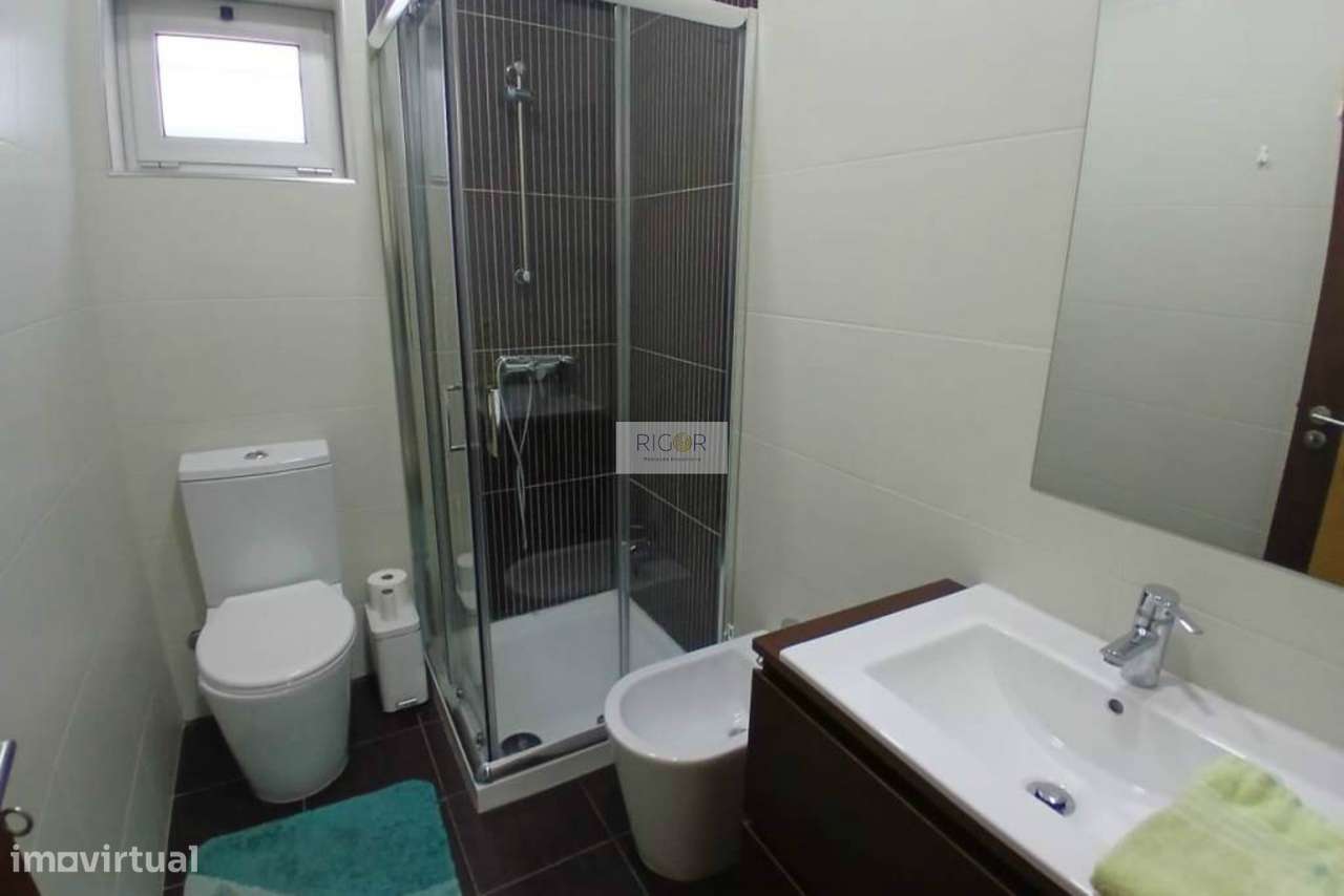 Moradia Geminada T4 Venda em Cidade da Maia,Maia-11