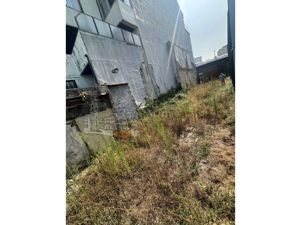 Vende -se terreno em Boavista Cedofeita - Grande imagem: 2/10