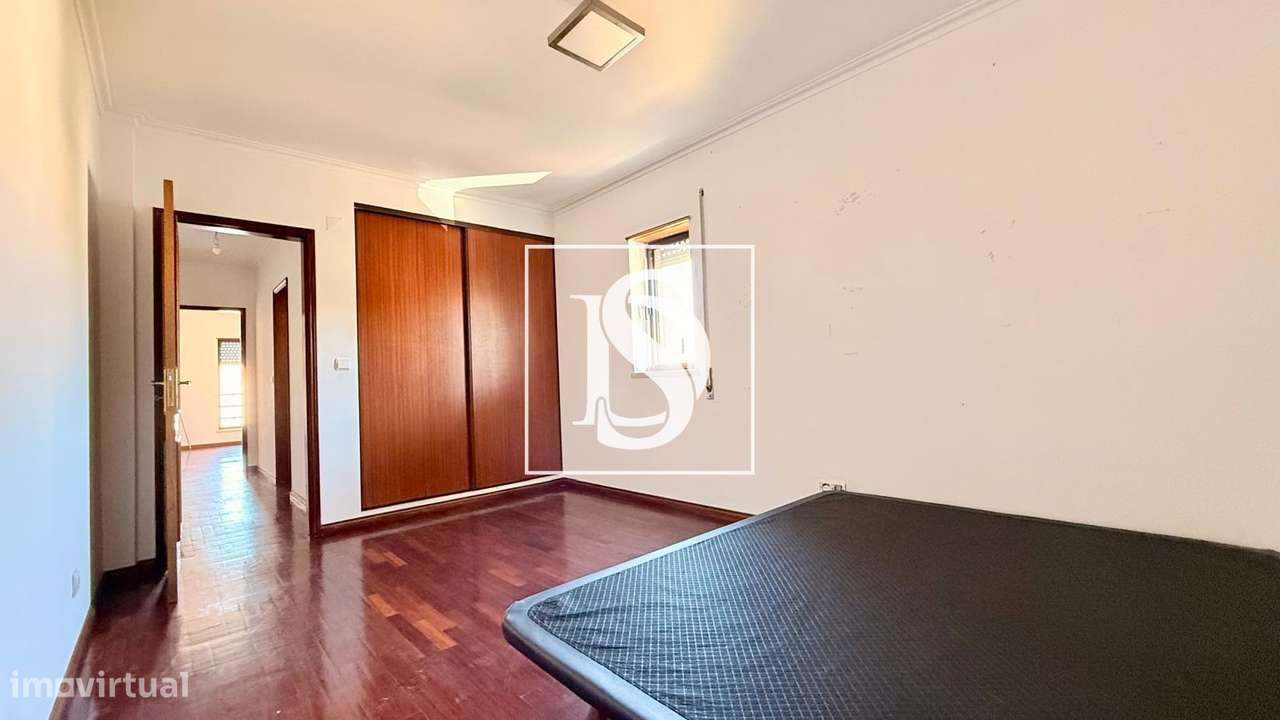 Apartamento T3 Venda em Santo António da Charneca,Barreiro-13