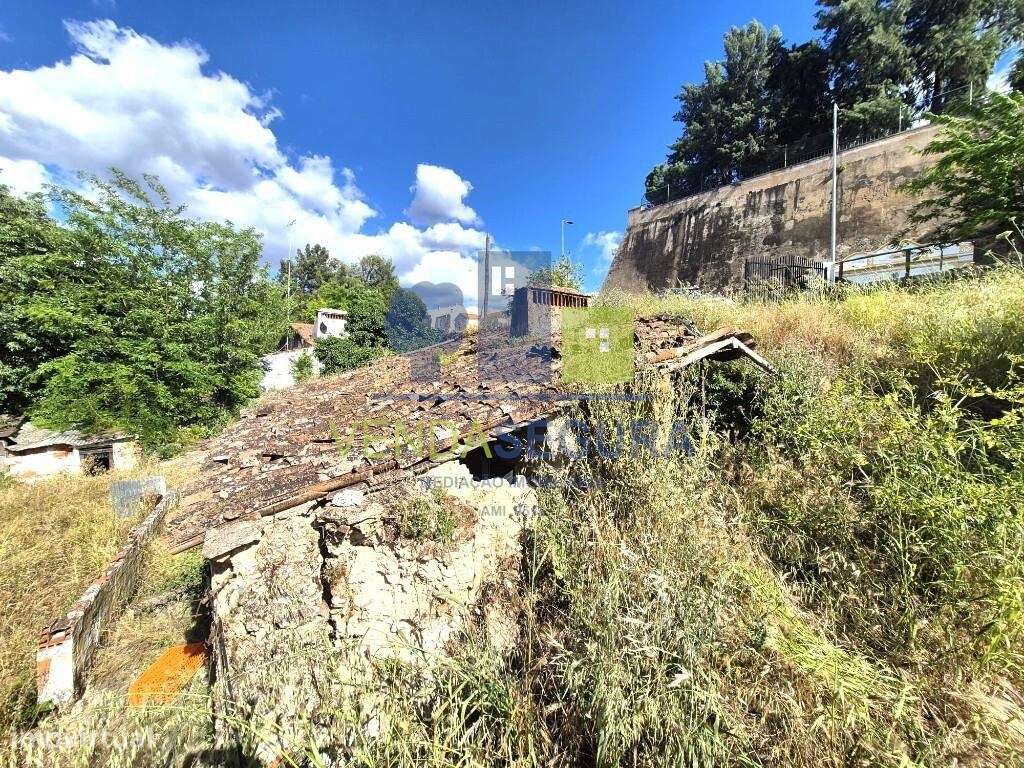 Prédio  Misto, com 0,7250 Ha | MOURA-12