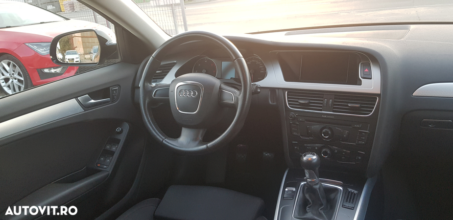 Audi A4 Avant 2.0 TDI DPF Ambiente - 15