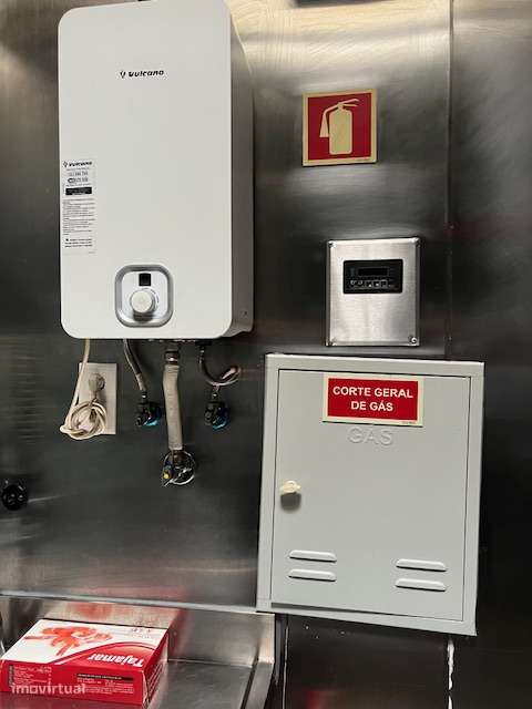 Loja - Restaurante totalmente Remodelado e Equipado-25