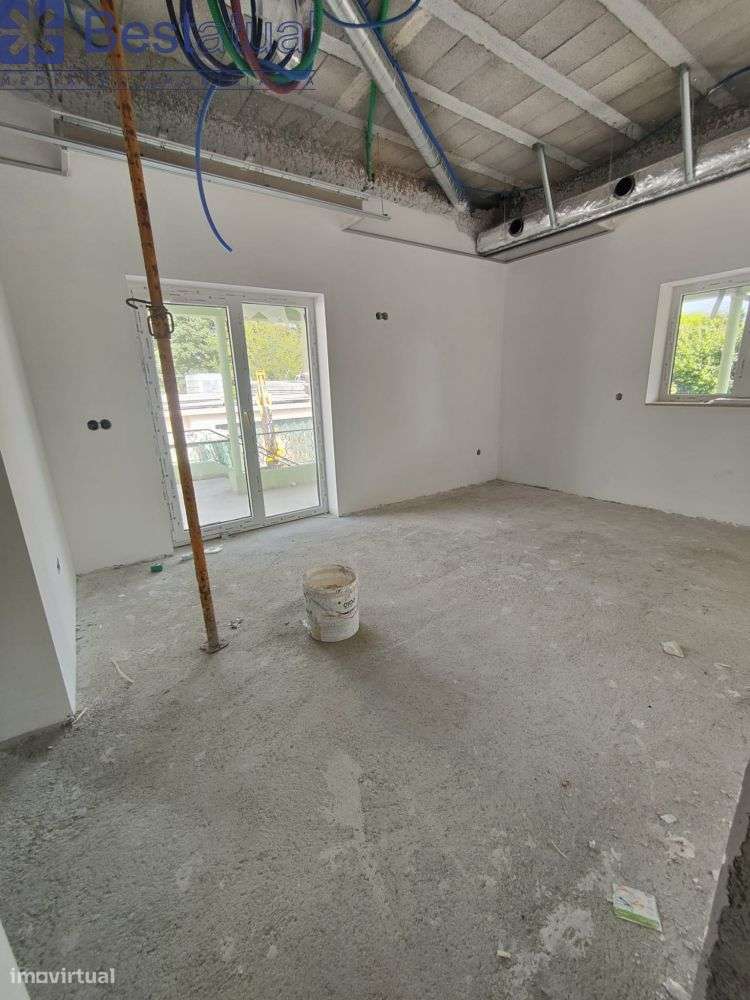 Moradias Bifamiliar - Acab. de Qualidade - Avidos-26