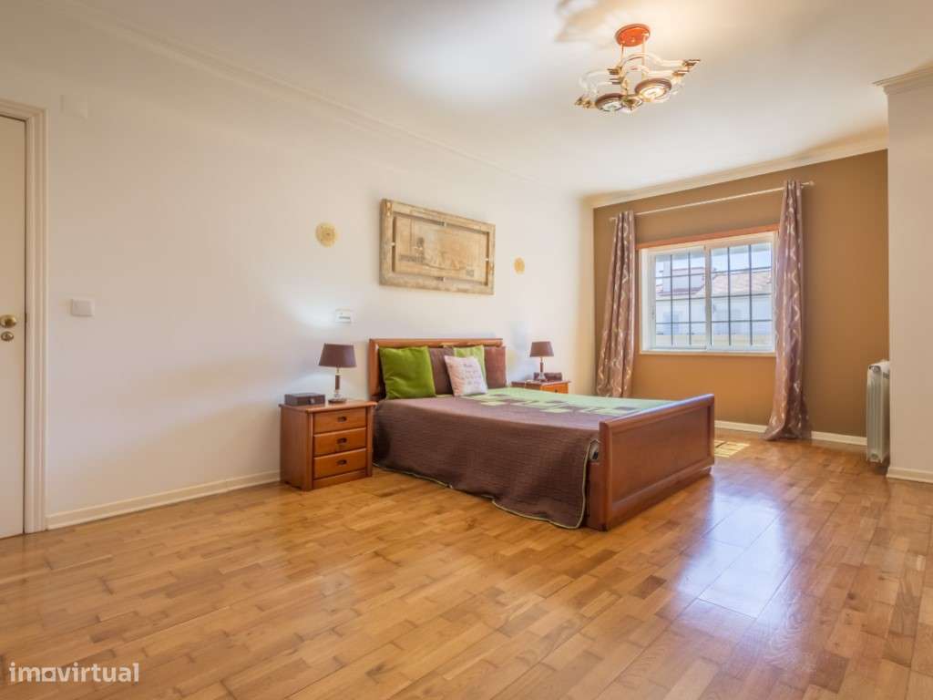 Apartamento T4 - Zona Premium - Seixal-17