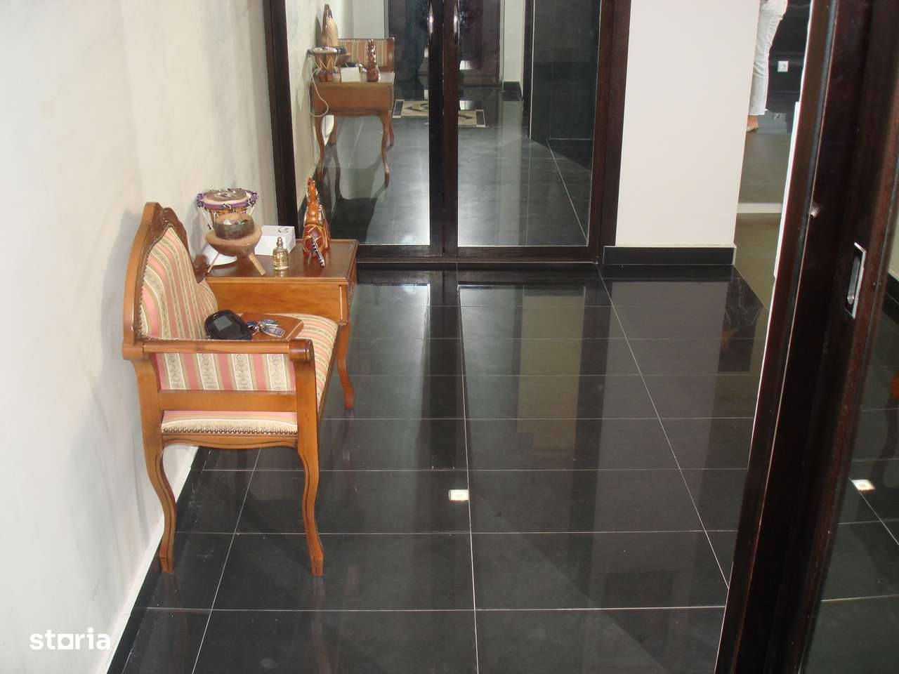 Garsoniera Trivale, bloc nou, mobilata, centrala-6