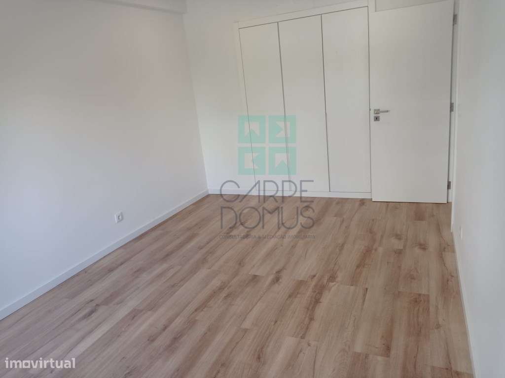 Apartamento T3 , remodelado, no Lumiar - Lisboa-28