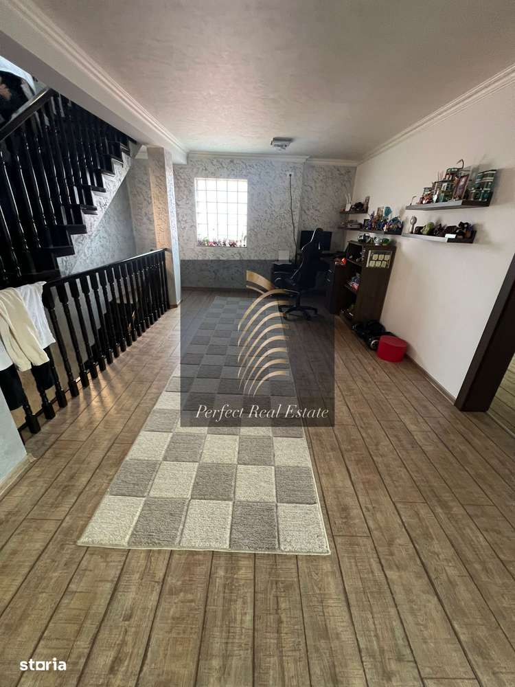 VILĂ DE VÂNZARE – EXCLUSIVITATE – ZONA STADION - Imagine principală: 5/12