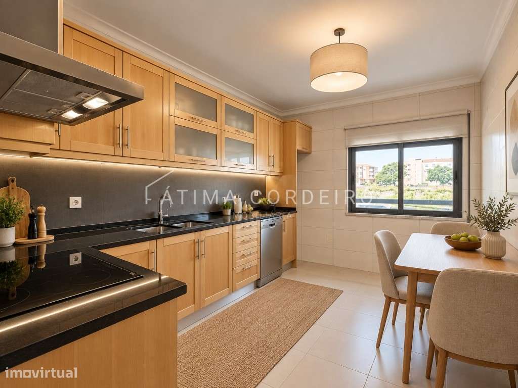 Apartamento T3 com arrecadação no Pinhal Novo-11