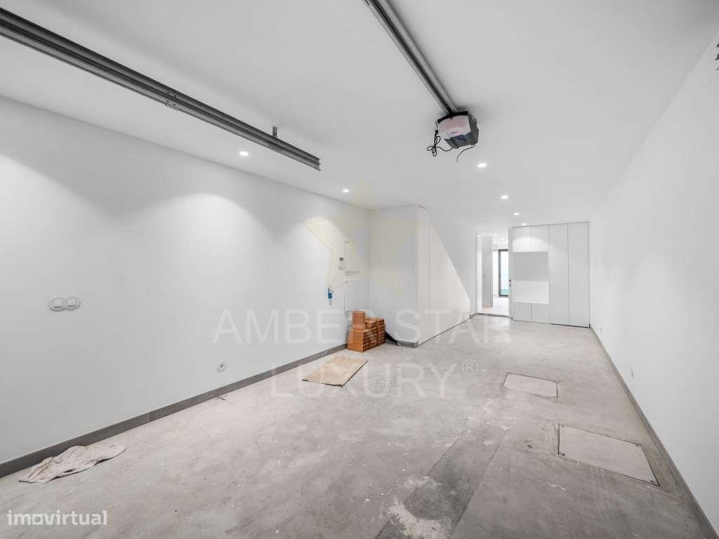 Moradia T4 com Jardim a 10 minutos da Praia-42