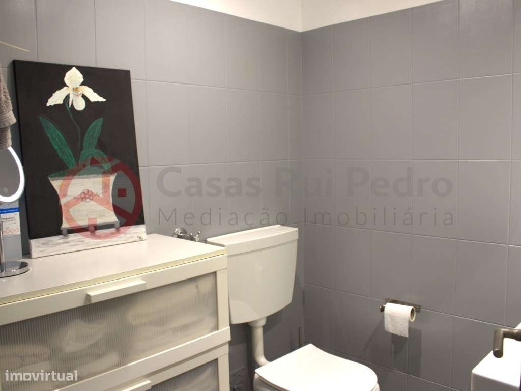 Apartamento T3 com excelentes áreas, Paivas-24