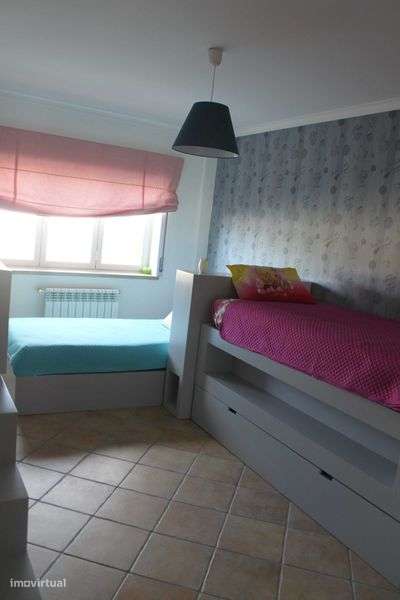 Apartamento Mobilado e Equipado com Vista Mar–São Martinho do Porto - Grande imagem: 4/9